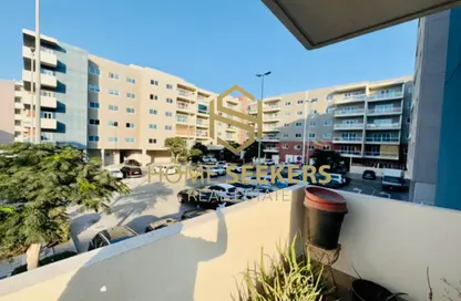 Apartment - 3 Bedrooms - 3 Bathrooms for sale in Tower 21 - Al Reef Downtown - Al Reef - Abu Dhabi
