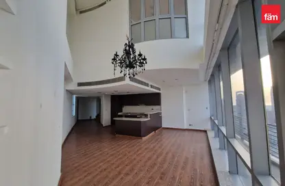 دوبلكس - غرفة نوم - 2 حمامات للبيع في سكاي جاردنز - مركز دبي المالي العالمي - دبي
