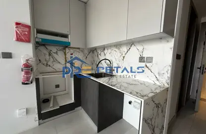 Apartment - Studio - 1 Bathroom for sale in Amal Tower - Dubai Sports City - Dubai