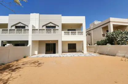 Apartment - 3 Bedrooms - 4 Bathrooms for rent in The Gardens Buildings - The Gardens - Dubai