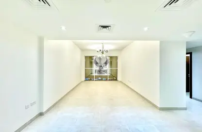 Empty Room image for: Apartment - 2 Bedrooms - 3 Bathrooms for rent in Al Manhal Tower - Airport Road - Abu Dhabi, Image 1