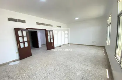 Apartment - 4 Bedrooms - 3 Bathrooms for rent in Al Manaseer - Abu Dhabi