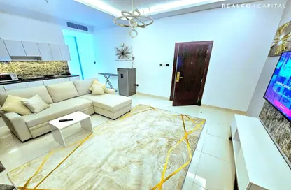 Apartment - 1 Bedroom - 1 Bathroom for rent in Al Manara Building - Sheikh Zayed Road - Dubai