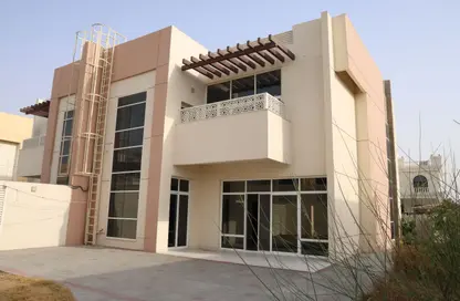 تاون هاوس - 4 غرف نوم - 5 حمامات للايجار في تلال ألتاي - السيوح - الشارقة