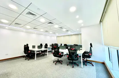 Office Space - Studio - 4 Bathrooms for rent in Hamdan Street - Abu Dhabi