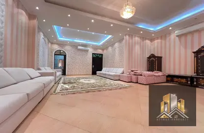 شقة - 3 غرف نوم - 4 حمامات للايجار في فيلات مدينة خليفة آيه - مدينة خليفة أ - مدينة خليفة - أبوظبي