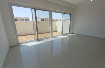 Townhouse - 3 Bedrooms - 3 Bathrooms for rent in Victoria 2 - Damac Hills 2 - Dubai