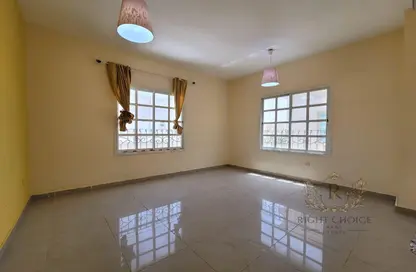 شقة - 3 غرف نوم - 2 حمامات للايجار في فيلات مدينة خليفة آيه - مدينة خليفة أ - مدينة خليفة - أبوظبي