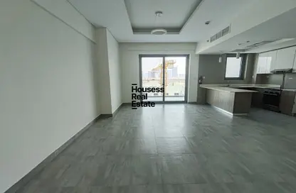 Apartment - 1 Bedroom - 2 Bathrooms for rent in Alpha Green Tower - Jumeirah Village Circle - Dubai