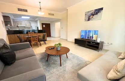 Apartment - 1 Bedroom - 2 Bathrooms for sale in Burj Al Nujoom - Downtown Dubai - Dubai