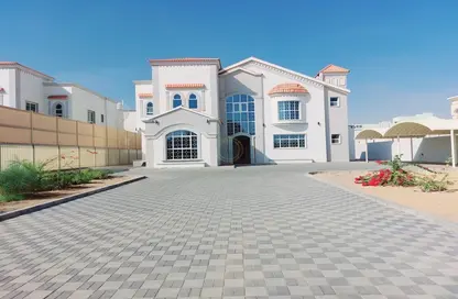 Outdoor House image for: Villa - 7 Bedrooms for rent in Falaj Hazzaa - Al Ain, Image 1