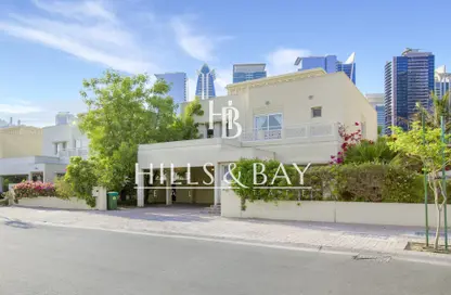 Villa - 4 Bedrooms - 5 Bathrooms for sale in Meadows 1 - Meadows - Dubai
