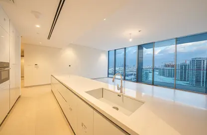 شقة - 2 غرف نوم - 4 حمامات للايجار في لاجون فيوز - المنطقة وان - مدينة الشيخ محمد بن راشد - دبي