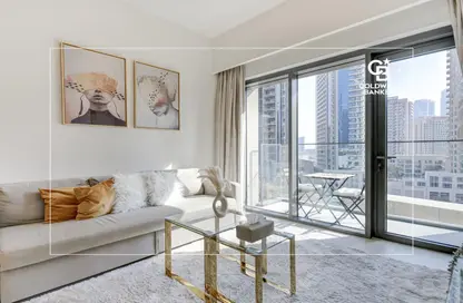 Apartment - 1 Bedroom - 1 Bathroom for rent in Burj Royale - Downtown Dubai - Dubai