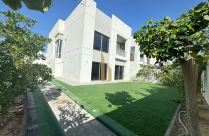 Villa - 3 Bedrooms - 3 Bathrooms for rent in Umm Suqeim 1 Villas - Umm Suqeim 1 - Umm Suqeim - Dubai