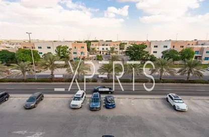 Apartment - 2 Bedrooms - 2 Bathrooms for rent in Tower 13 - Al Reef Downtown - Al Reef - Abu Dhabi