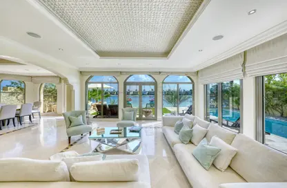 Villa - 4 Bedrooms - 5 Bathrooms for rent in Garden Homes Frond F - Garden Homes - Palm Jumeirah - Dubai