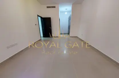 Empty Room image for: Apartment - 3 Bedrooms - 4 Bathrooms for sale in Tower 18 - Al Reef Downtown - Al Reef - Abu Dhabi, Image 1