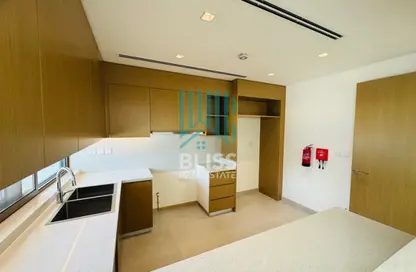 Villa - 4 Bedrooms - 5 Bathrooms for rent in Tilal Al Furjan - Al Furjan - Dubai