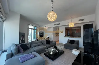 Apartment - 1 Bedroom - 2 Bathrooms for rent in Fairfield Tower - Park Island - Dubai Marina - Dubai