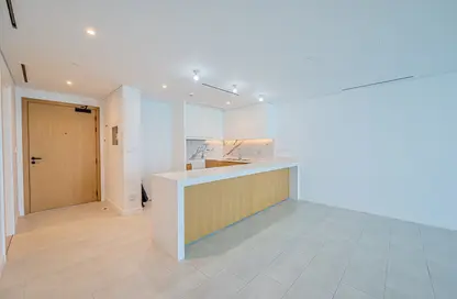 Apartment - 2 Bedrooms - 3 Bathrooms for rent in La Vie - Jumeirah Beach Residence - Dubai