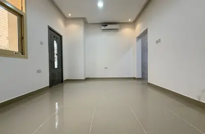 شقة - 1 حمام للايجار في مدينة خليفة - أبوظبي