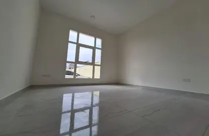 Empty Room image for: Apartment - 2 Bedrooms - 2 Bathrooms for rent in Madinat Al Riyad - Abu Dhabi, Image 1