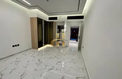 شقة - غرفة نوم - 2 حمامات للايجار في بناية الأمير - ارجان - دبي