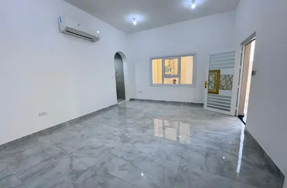 Apartment - 3 Bedrooms - 3 Bathrooms for rent in Madinat Al Riyad - Abu Dhabi