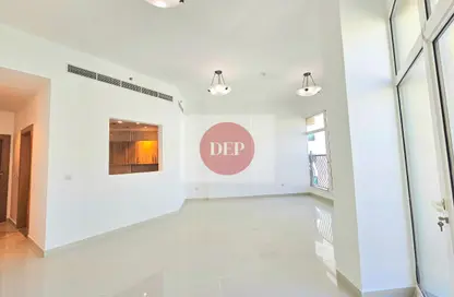 Apartment - 2 Bedrooms - 2 Bathrooms for rent in Al Barsha 1 - Al Barsha - Dubai