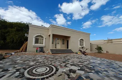 فيلا - 3 غرف نوم - 3 حمامات للايجار في الرفاع - رأس الخيمة