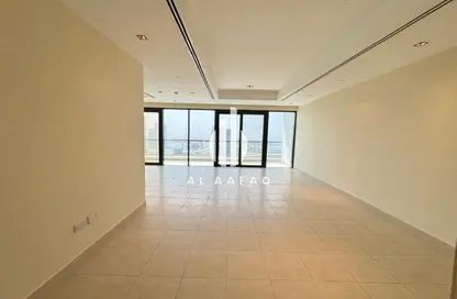 Apartment - 3 Bedrooms - 5 Bathrooms for rent in Al Khan Corniche - Al Khan - Sharjah
