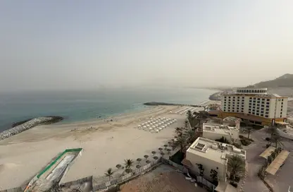 شقة - غرفة نوم - 2 حمامات للبيع في خورفكان - الشارقة