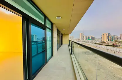 شقة - 2 غرف نوم - 4 حمامات للايجار في الدانة - شاطئ الراحة - أبوظبي