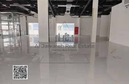 Shop - Studio - 3 Bathrooms for rent in Al Rumailah 2 - Al Rumaila - Ajman