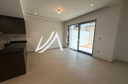 Townhouse - 2 Bedrooms - 4 Bathrooms for rent in Khalifa City B - Khalifa City - Abu Dhabi