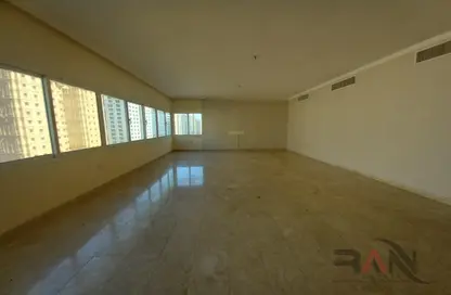 Empty Room image for: Apartment - 3 Bedrooms - 4 Bathrooms for rent in Pearl Tower - Electra Street - Abu Dhabi, Image 1
