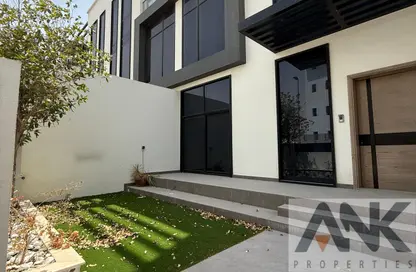 تاون هاوس - 4 غرف نوم - 6 حمامات للايجار في حياتي افينيو - قرية الجميرا سركل - دبي