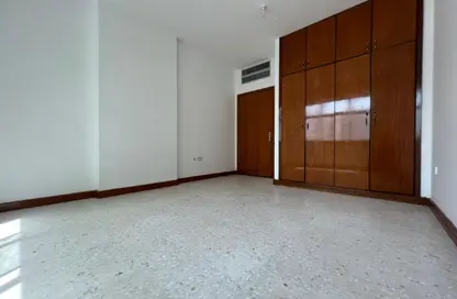 Apartment - 2 Bedrooms - 2 Bathrooms for rent in Business Tower A - Business Towers - Electra Street - Abu Dhabi