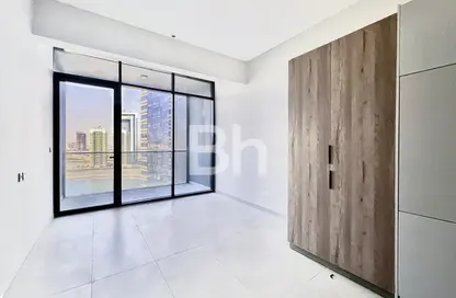 شقة - 1 حمام للايجار في الأمل تاور - مدينة دبي الرياضية - دبي