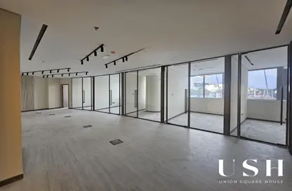 Office Space - Studio for sale in I Rise Tower - Barsha Heights (Tecom) - Dubai