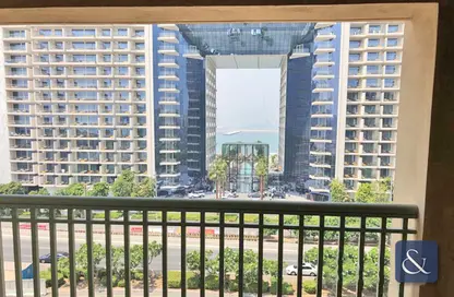 Apartment - 2 Bedrooms - 3 Bathrooms for sale in Golden Mile 1 - Golden Mile - Palm Jumeirah - Dubai