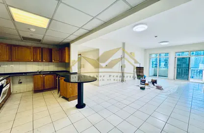 Apartment - 2 Bedrooms - 2 Bathrooms for rent in Al Murooj Complex - Zabeel - Dubai