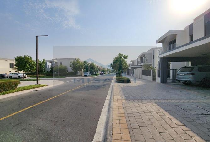 15879543 - صورة العقار 2