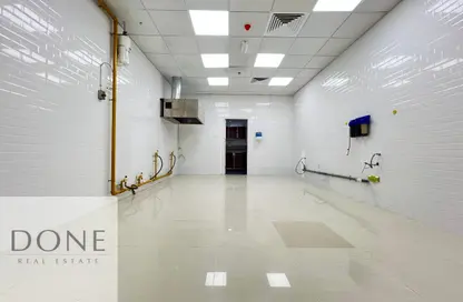 Shop - Studio - 1 Bathroom for rent in Al Thani Muwaileh - Muwaileh Commercial - Sharjah
