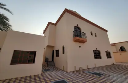 فيلا - 5 غرف نوم - 7 حمامات للايجار في مركز محمد بن زايد - مدينة محمد بن زايد - أبوظبي فيلا - 5 غرف نوم - 7 حمامات للايجار في مركز محمد بن زايد - مدينة محمد بن زايد - أبوظبي