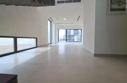 فيلا - 2 غرف نوم - 3 حمامات للايجار في الينابيع 4 - الينابيع - دبي