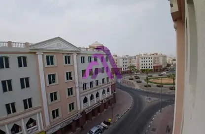 شقة - 1 حمام للايجار في Y04 - طراز إنجليزي - المدينة الدولية - دبي شقة - 1 حمام للايجار في Y04 - طراز إنجليزي - المدينة الدولية - دبي