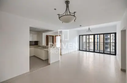 Apartment - 2 Bedrooms - 3 Bathrooms for rent in Osha 1 - Corniche Deira - Deira - Dubai