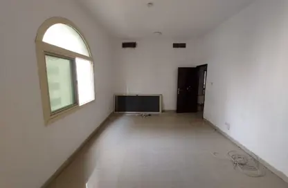 شقة - 2 غرف نوم - 2 حمامات للايجار في الند - القاسمية - الشارقة